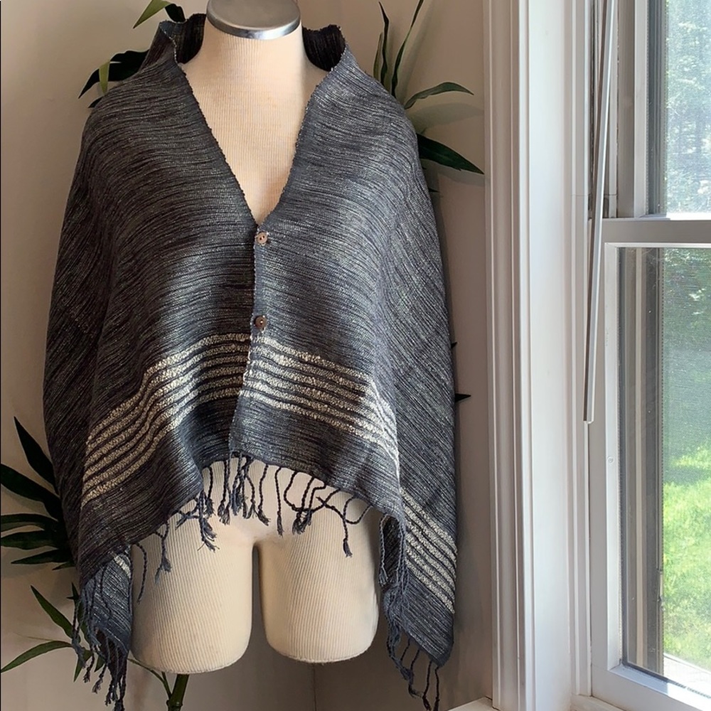 NWOT Authentic woven Silver scarf sparkling